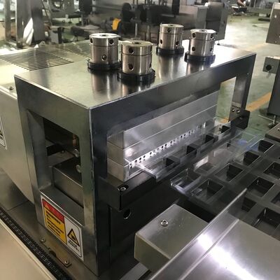 Materiale di imballaggio in PVC, rigonfiamento ad alta precisione, adatto a diversi bisogni di imballaggio alimentare e protezione dei prodotti